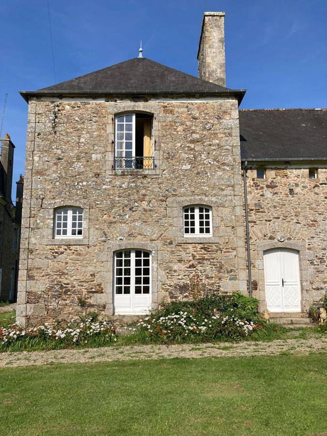 Maison d’hôte pour 4 personnes, avec jardin et vue dans Le Mené - 3