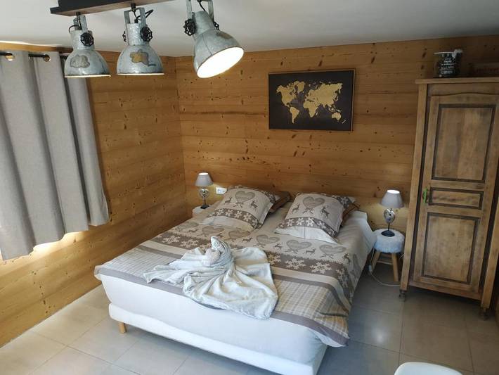 Maison d’hôte pour 5 personnes, avec vue ainsi que piscine et jardin, animaux acceptés dans Lac Léman (France) - 4