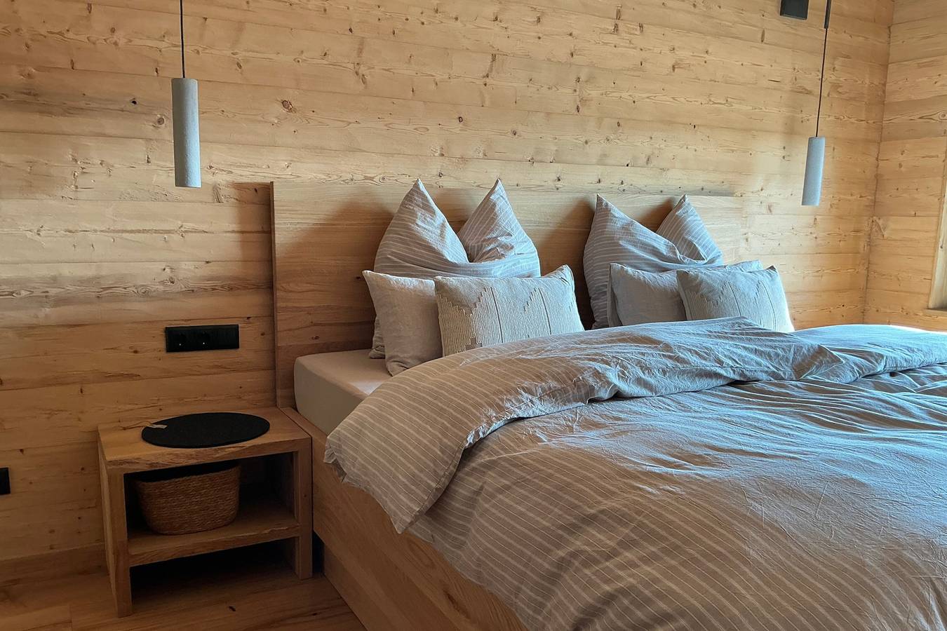 Bayerwald Chalet Liebenstein - Luxuschalet mit Sauna, Hot Pot, Ruhe und bayerischer Gemütlichkeit. in Bad Kötzting, Ostbayern