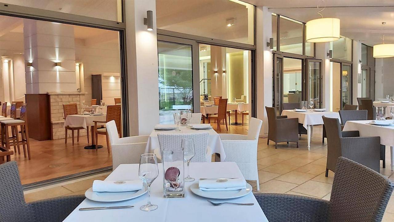 Akrogiali Exclusive Hotel (Adults Only) in Polychrono, Cassandra