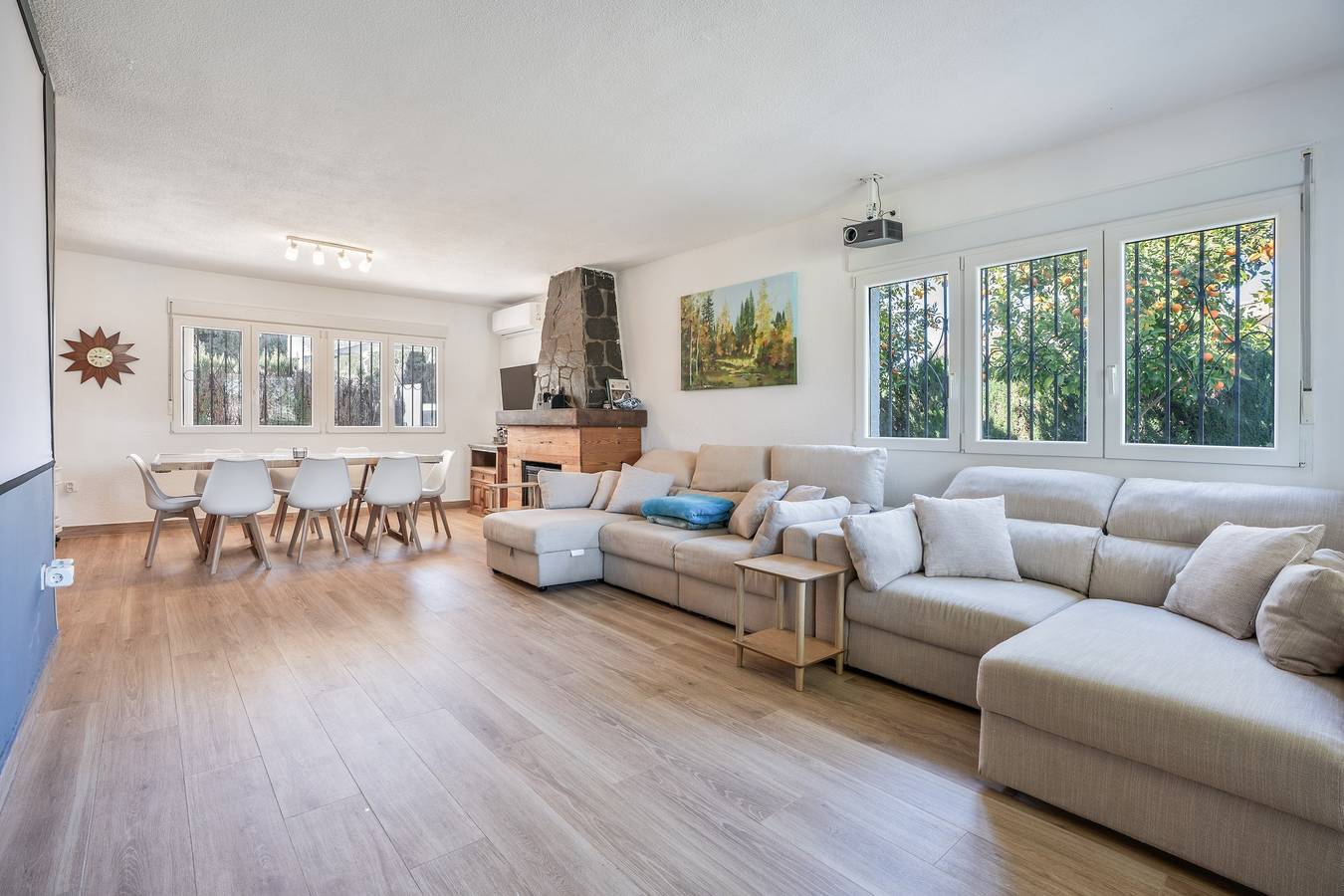 Casa de Férias 'El Rincón De Los Pinos' com Vista para a Montanha, Wi-Fi e Ar Condicionado in Gójar, Granada Província