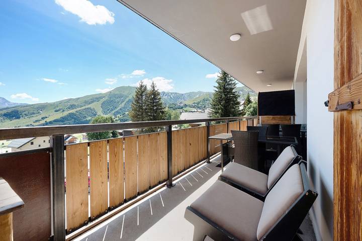 Ferienwohnung "Lodge Six de Savoie" mit Bergblick, privater Terrasse und Sauna in La Toussuire, Fontcouverte-la-Toussuire