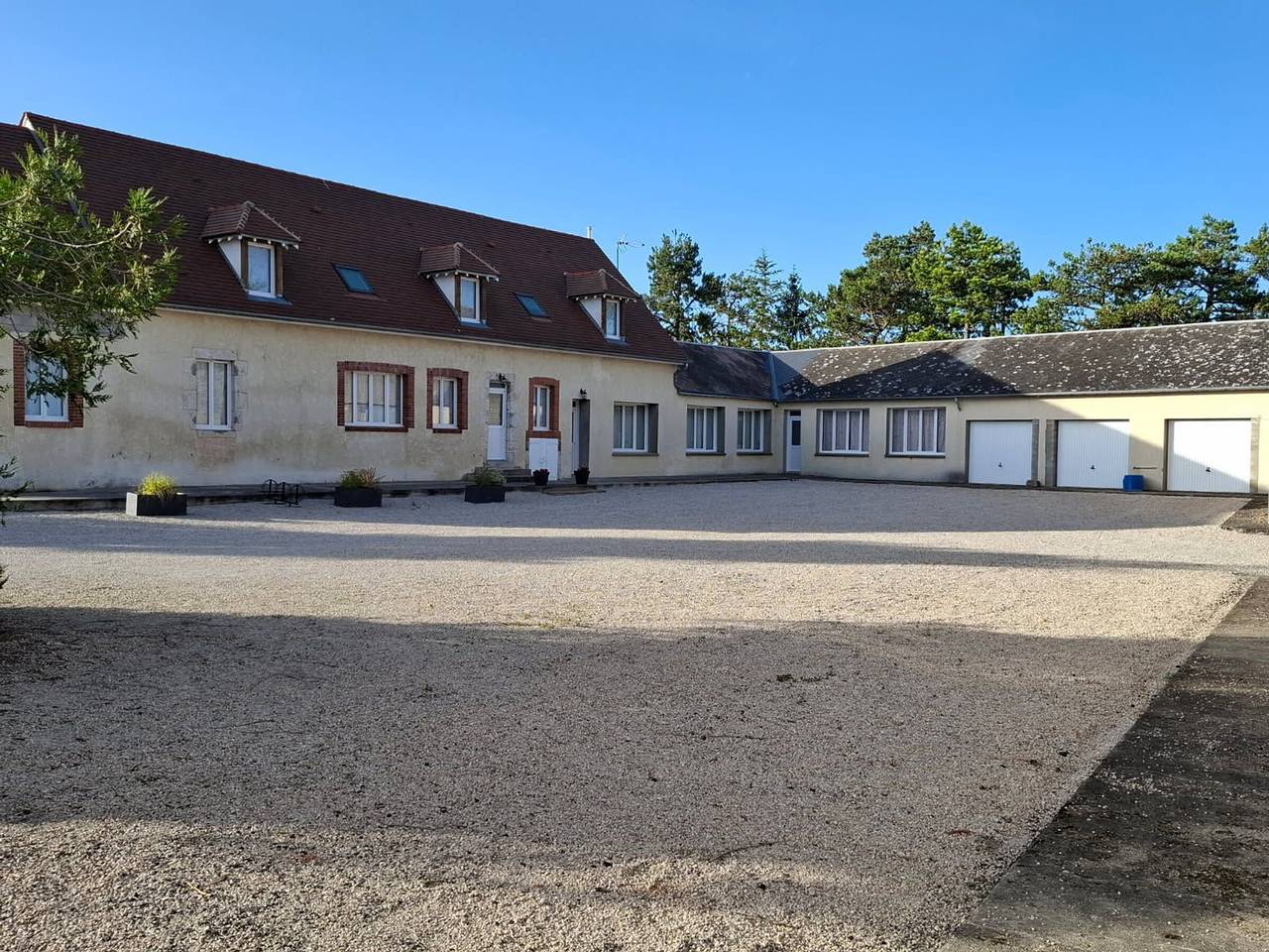 Zwei charmante Ferienhäuser nahe Orleans mit Garten und Privatparkplatz in Boulay-les-Barres, Loire-Tal