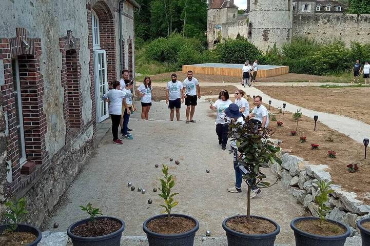 Gîte de l'Orée du bois du Parc & Château de Manou in Manou, Région de Nogent-le-Rotrou