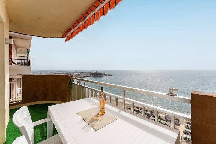 Ferienwohnung für 6 Personen, mit Balkon und Terrasse in Fuengirola