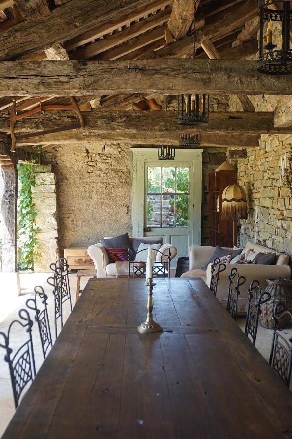 Location de vacances pour 2 personnes, avec Terrasse et Jardin ainsi que Piscine et Vue à Calvignac - 3