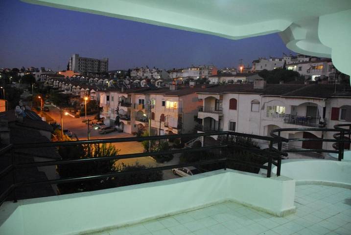 Apartmenthotel for 6 people, with pool and view as well as terrace - 1