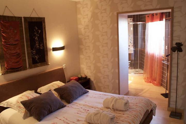 Location de vacances pour 8 personnes, avec jardin ainsi que jacuzzi et sauna à Plouezoc'h - 2