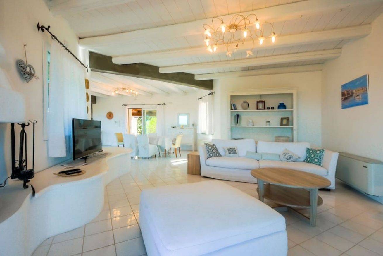 Villa Emmeline fronte mare, 5 camere, 6 bagni, infinity pool, Wifi in Alghero, Provincia di Sassari