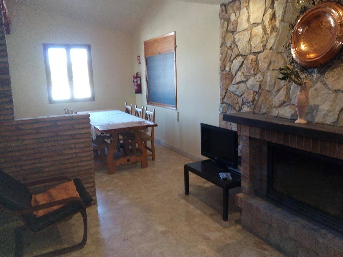 Double Room with Shared Kitchen in Agüero, Provincia de Huesca