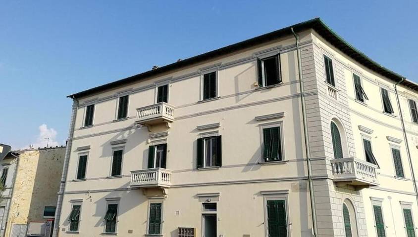 Location de vacances pour 3 personnes, avec jardin à Pise - 2