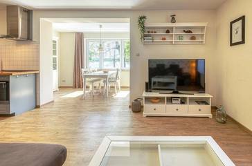 Ferienwohnung für 2 Personen, mit Seeblick und Balkon in Waren (Müritz)