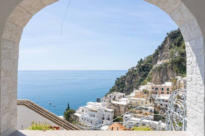 Vacation rental for 5 people, with terrace in Positano