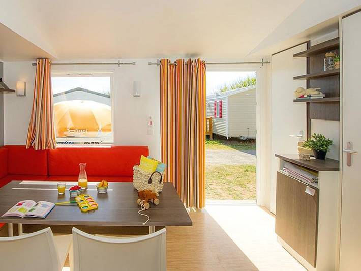 Mobil home pour 6 personnes, avec sauna et bassin pour enfant à Sommières - 4