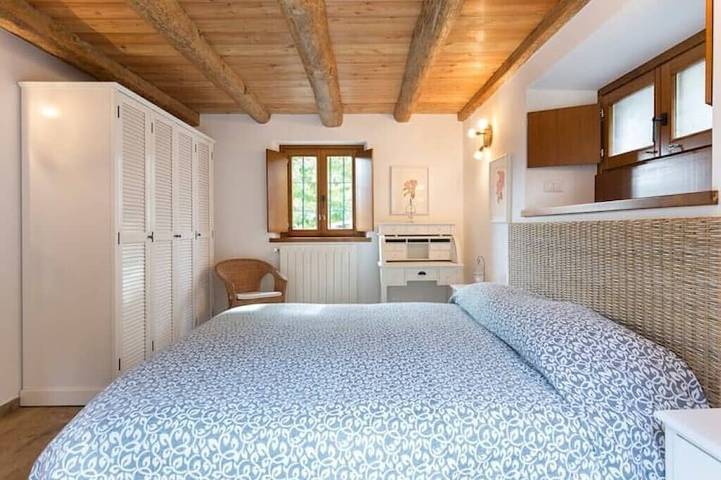 Ganze Wohnung, Gardener cottage of Villa Anelli · Ground Floor in Oggebbio, Oggebbio Gemeinde