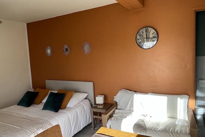 Gîte pour 2 personnes, avec piscine et jardin à Chaillé-les-Marais - 2