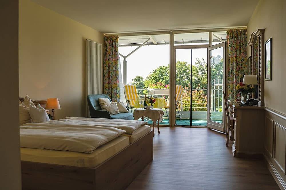 Ganze Wohnung, Appartement in optimaler Lage mit extragroßem Doppelbett in Bad Birnbach, Bayerische Golf und Thermenland