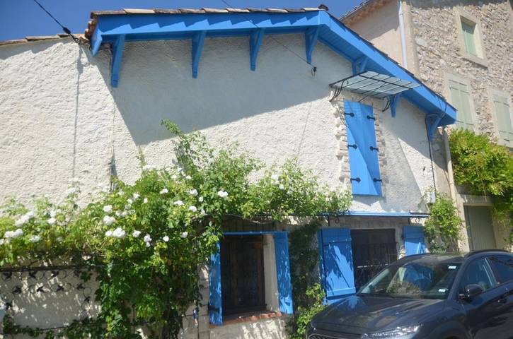 Location de vacances pour 6 personnes, avec Balcon ainsi que Terrasse et Vue à Causses-et-Veyran