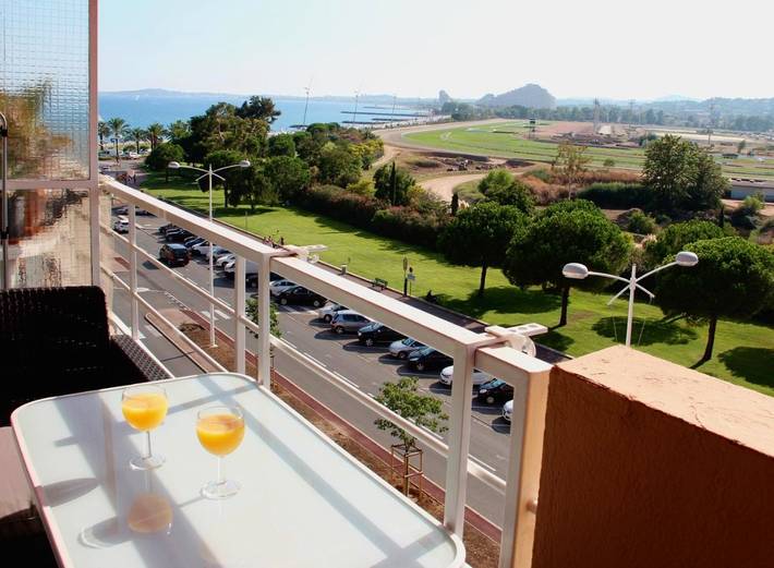 Appart’hôtel pour 2 personnes, avec terrasse