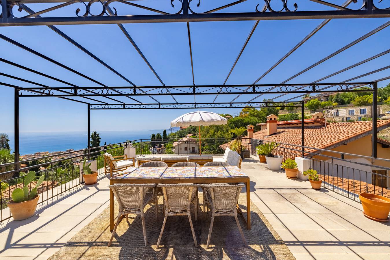 Apartamento entero, La Terrasse Sur La Cote by Wonderful Italy in Bordighera, Riviera di Ponente