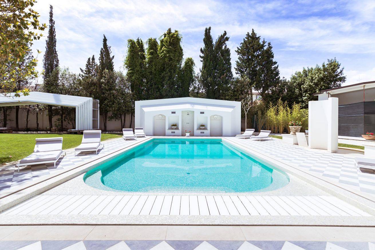 Villa La Perla Bianca · Historic Villa with Private Pool in the Heart of Tuscany in Empoli, Provincia de Firenze