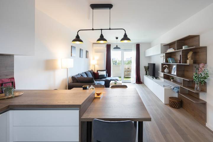 Entire apartment, Stylish 2Bdr Apartment- Free Garage in Zagreb, Zagreb region