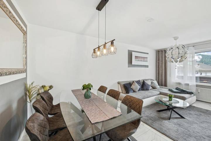 Ferienwohnung für 4 Personen, mit Balkon und Ausblick in Enzklösterle
