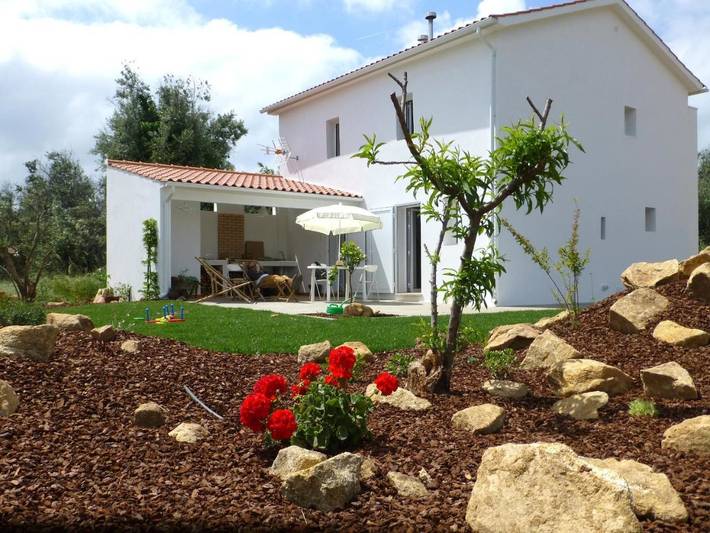 Casa de férias para 7 pessoas, com jardim e vista em Figueiró dos Vinhos