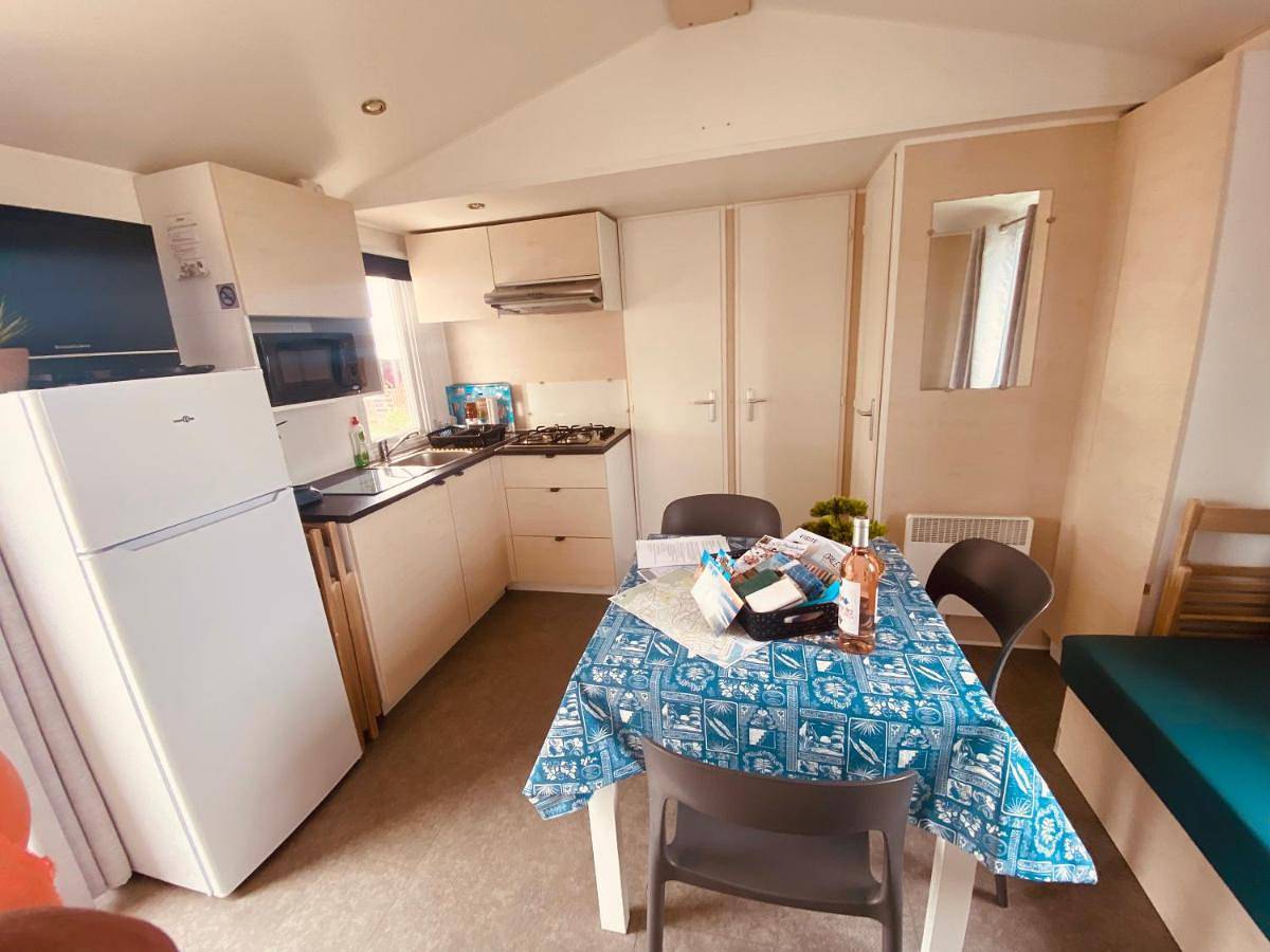 Mobilhome P27 6 personnes climatisé in Le Portel, Région de Boulogne-sur-Mer