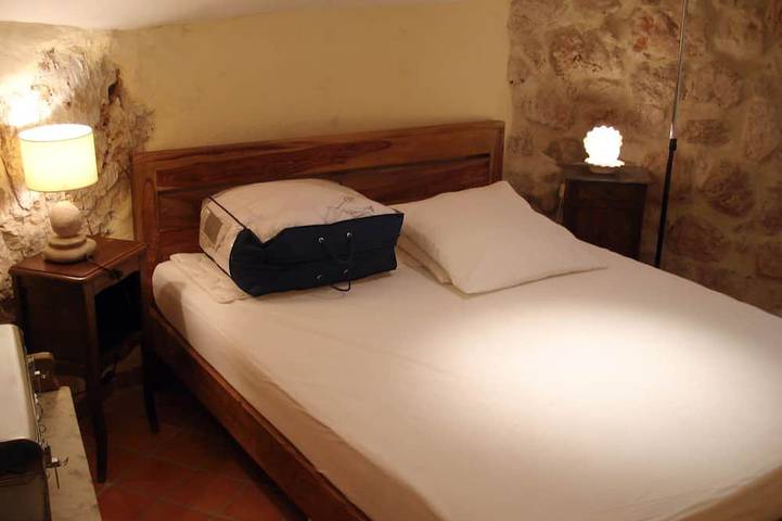 Gîte pour 5 personnes, avec Jardin à Bauduen - 2