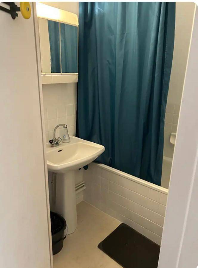 Appartement entier, Studio en face de la mairie de Beaumont in Beaumont (Puy-de-Dôme), Parc naturel régional des Volcans d'Auvergne