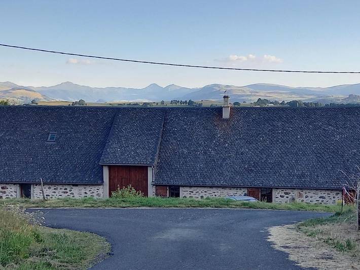 Chambre d’hôte pour 3 personnes, avec vue ainsi que jardin et terrasse, animaux acceptés
