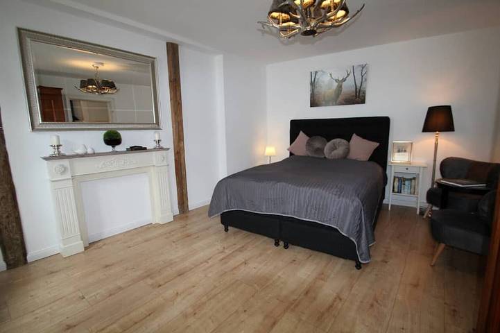 Entire apartment, Lovingly furnished apartment for two in Weimar, Weimar region
