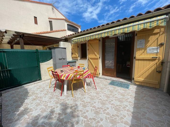 Ferienhaus für 6 Personen, mit Terrasse und Pool in Languedoc-Roussillon - 2