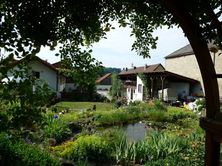 Ganze Wohnung, Ferienwohnung Haßmüller in Sulzdorf a.d.Lederhecke, Landkreis Rhön-Grabfeld