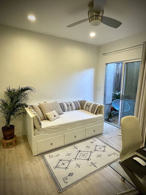 Vacation rental for 6 people, with yard in Santa Monica