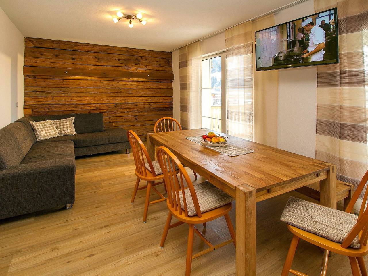 Ganze Ferienwohnung, Appartments und Pension Mariandl - Ferienwohnung Köllenspitze in Nesselwängle, Außerfern