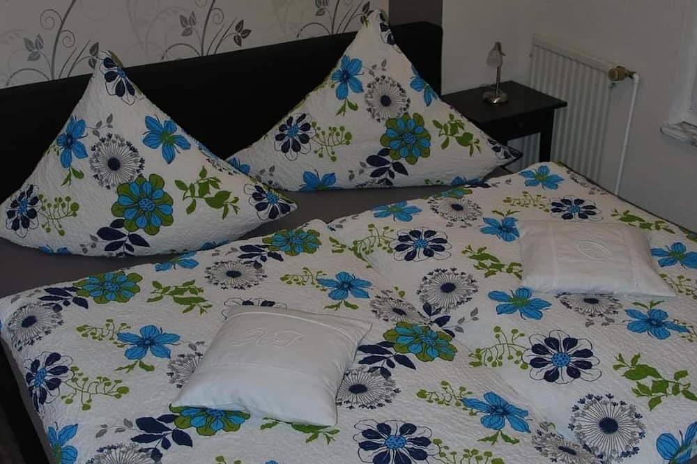 Ganze Wohnung, Ferienwohnung Cramer Erdgeschoss - Ferienwohnung Cramer, 86002 in Ostrhauderfehn, Oldenburger Münsterland