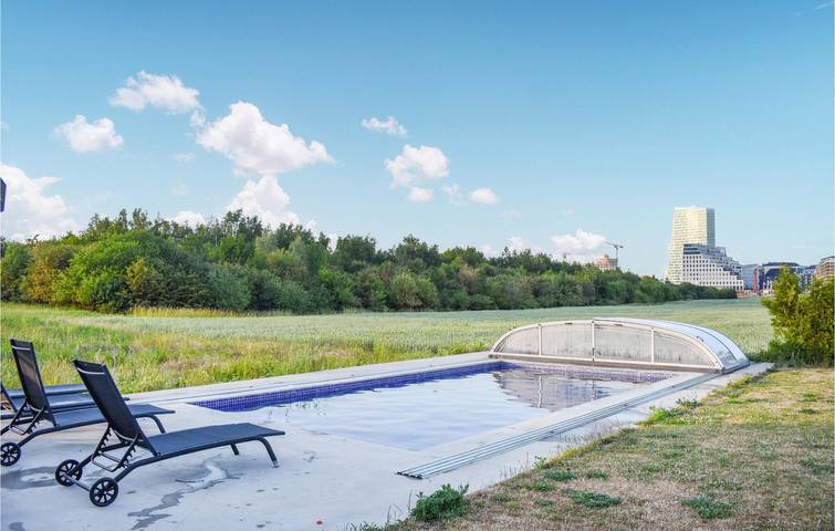 Ferienhaus für 8 Personen, mit Garten und Pool sowie Terrasse in Malmö - 4