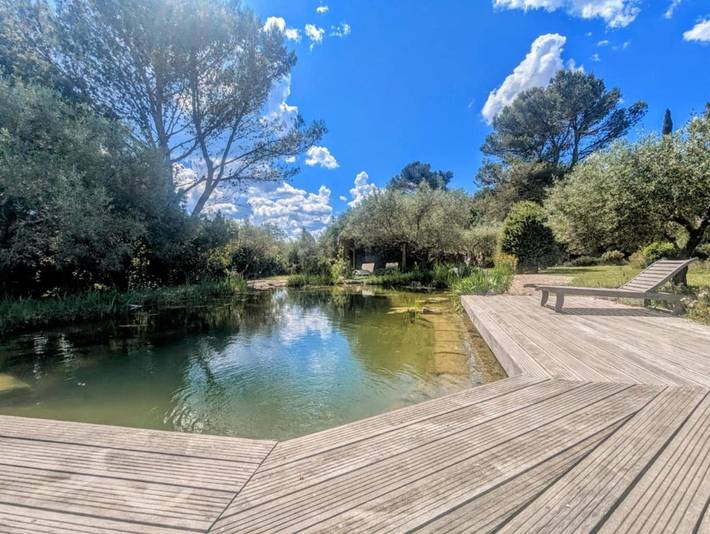 Location de vacances pour 2 personnes, avec piscine ainsi que jardin et terrasse à Castillon-du-Gard - 2