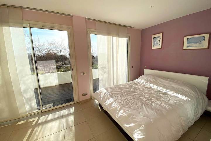 Gîte pour 4 personnes, avec terrasse dans Port de Saint-Jean - 2