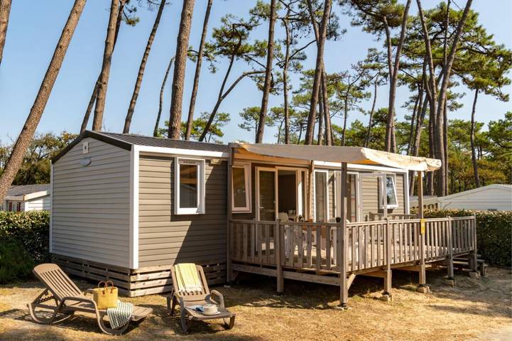 Camping für 6 Personen, mit Garten und Pool sowie Terrasse, mit Haustier in Soulac-sur-Mer