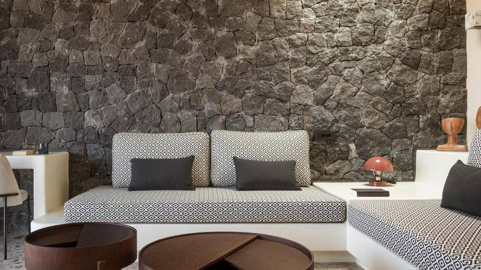 Exquisite Santorini Villa | 1 Bedroom | Villa Kurosaki | Breathtaking Sea Views and Outdoor Heated Pool | Imerovigli in Vourvoulos, Santorini