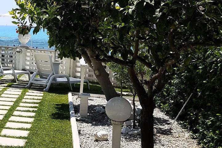 Appartamento intero, Alloggio Uso Turistico  Sul Mare  Id. 1567 di Genny in Nettuno, Provincia di Roma