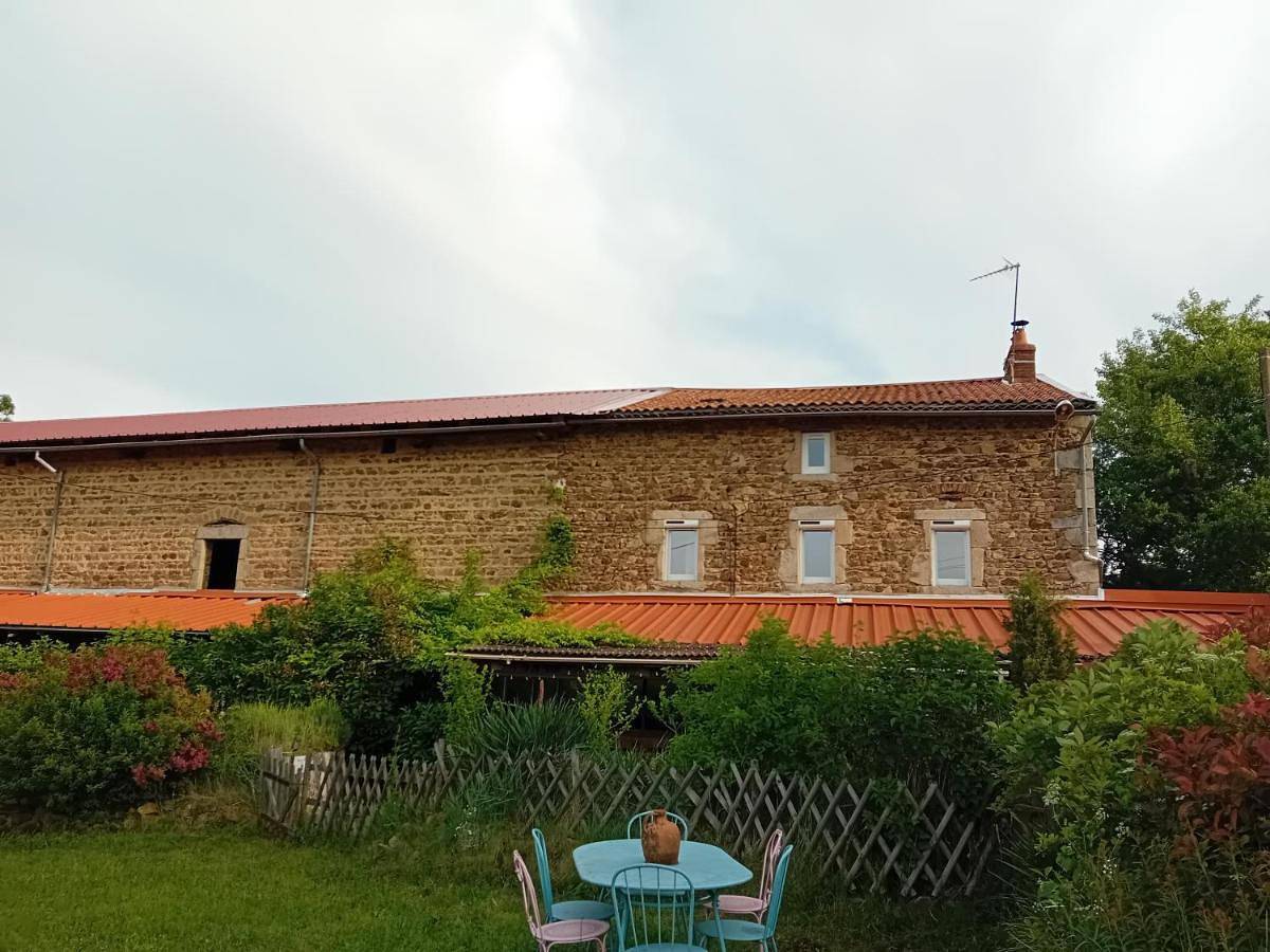Campa'Gite in Le Vernet-Chaméane, Parc Naturel Régional Livradois-Forez