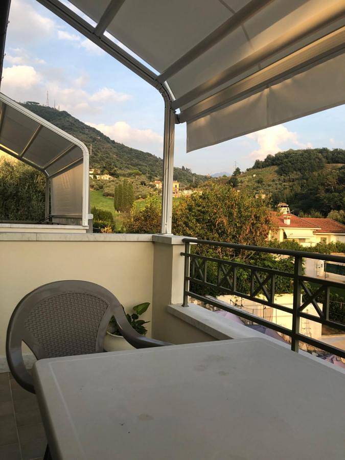 Maison d’hôte pour 2 personnes, avec jardin et vue, animaux acceptés à Carrare - 3