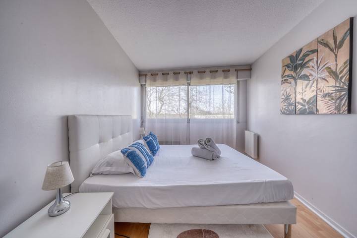 Apartamento entero, Apartamento de vacaciones para 5 personas con balcón in Le Bouscat, Región de Burdeos