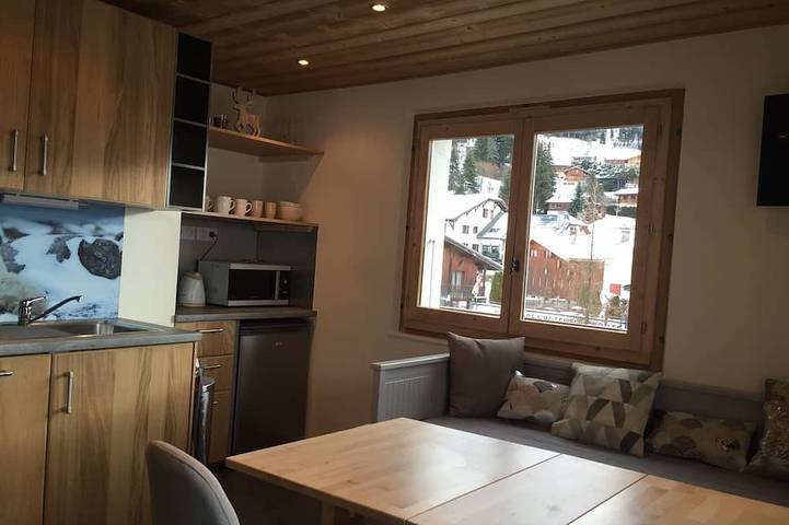 Location de vacances pour 5 personnes, avec balcon à Les Gets