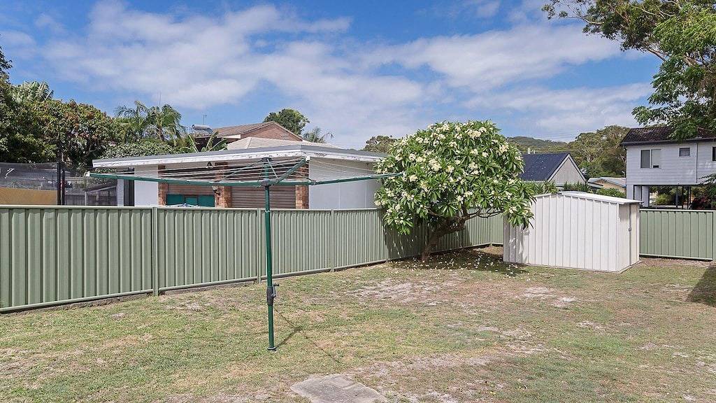 Holiday Home for 8 People in Shoal Bay, Hunter Valley