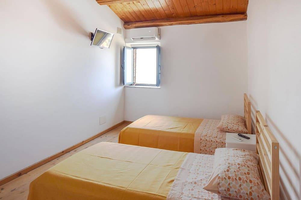 Awesome home in Motta San Giovanni in Motta San Giovanni, Reggio Calabria Province